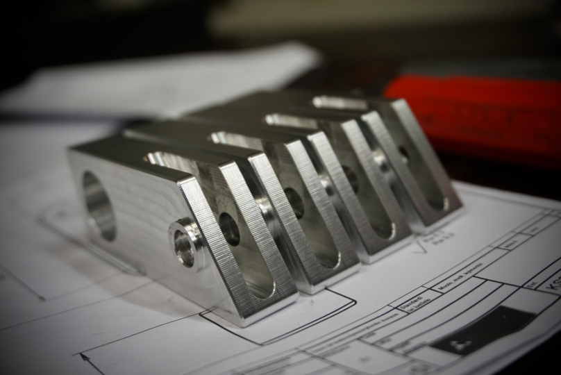 Piensarja CNC-koneistettua alumiinia